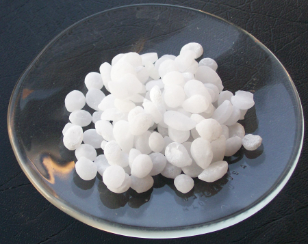 НАТРИЯ ГИДРОКСИД, ACS, 97%, ПЛАСТИНЫ, 500 Г, АРТ. S817971-500G, MACKLIN INC.